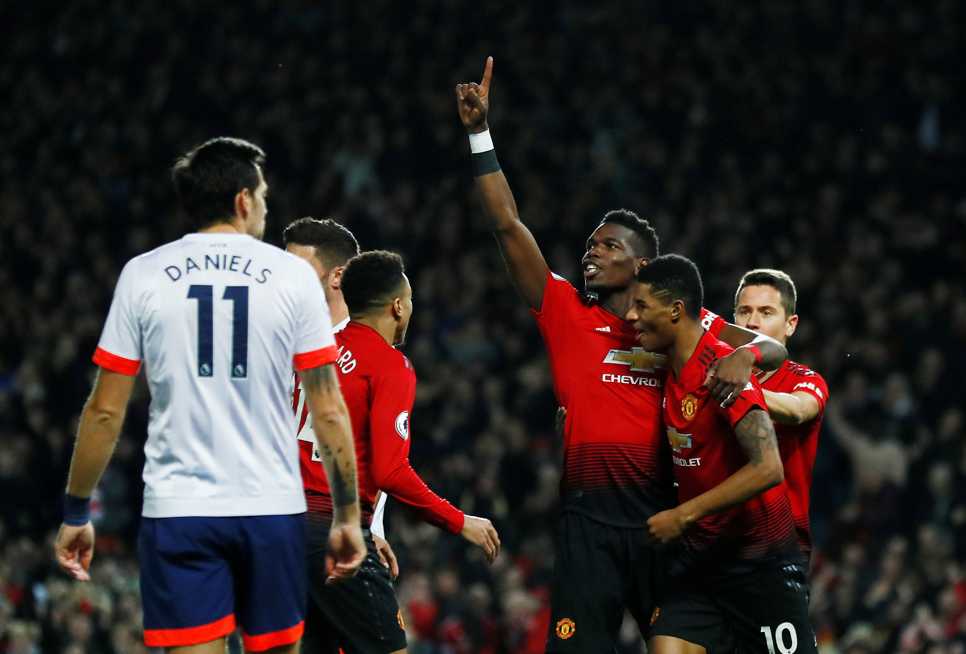 位哥哥对妹 位哥哥对妹